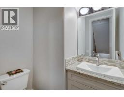 68 Victoria Cross Boulevard SW - photo 10