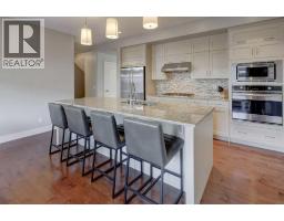 68 Victoria Cross Boulevard SW - photo 7