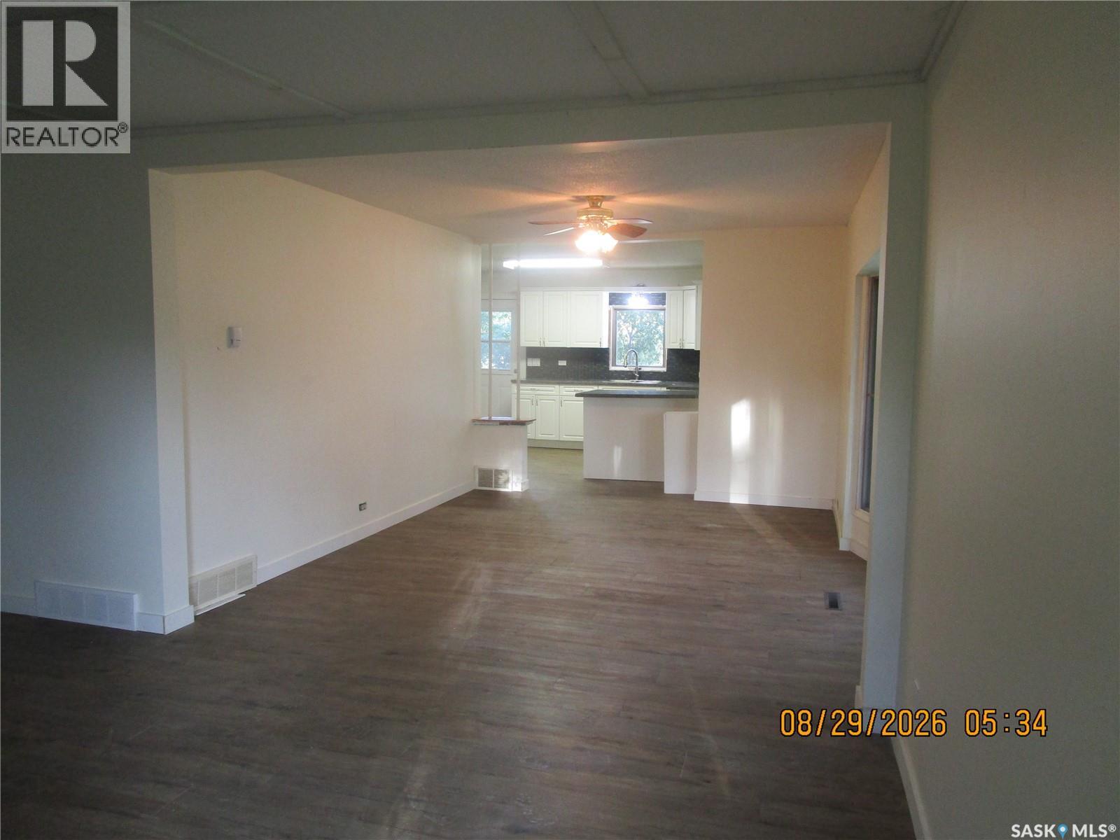 13 3RD STREET E, Willow Bunch — photo 6