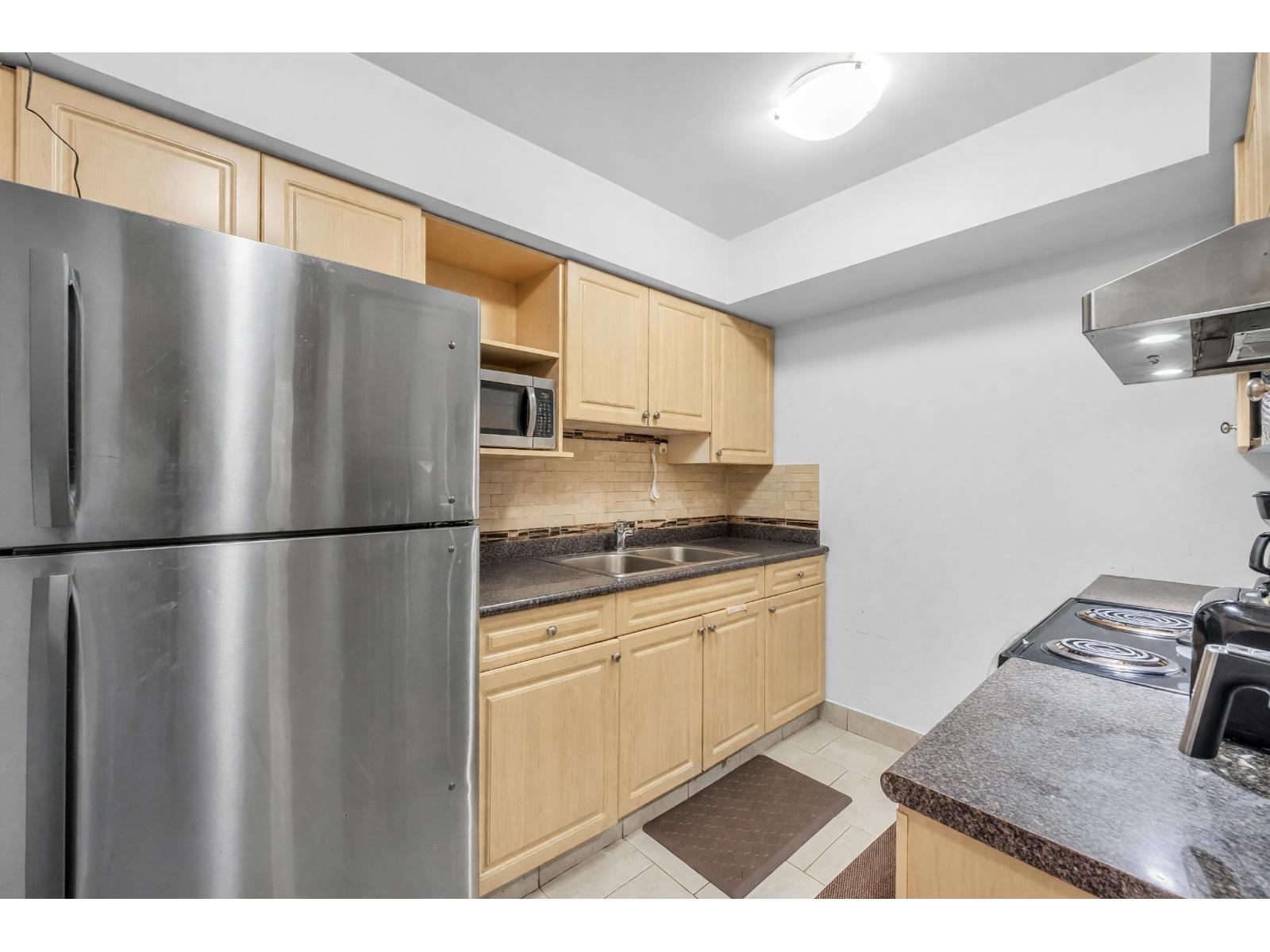 Photo of 14846 HOLLY PARK LANE 8