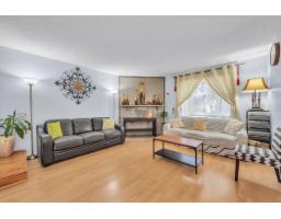 14846 Holly Park Lane, Surrey, BC V3R6Y2 Photo 10