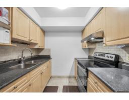 14846 Holly Park Lane, Surrey, BC V3R6Y2 Photo 7