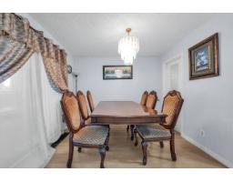 14846 Holly Park Lane, Surrey, BC V3R6Y2 Photo 17