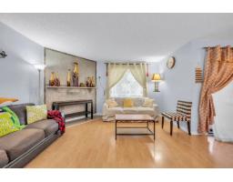14846 Holly Park Lane, Surrey, BC V3R6Y2 Photo 12