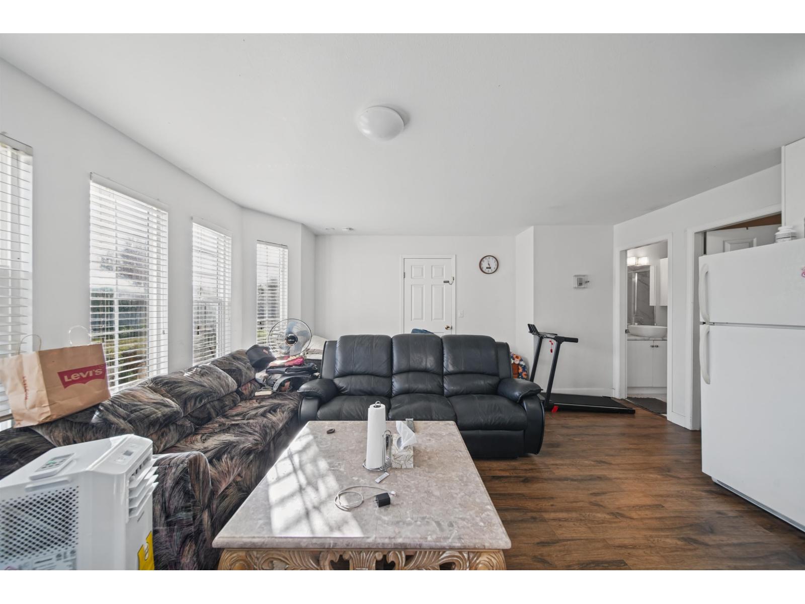 Photo of 12247 64 AVENUE 31