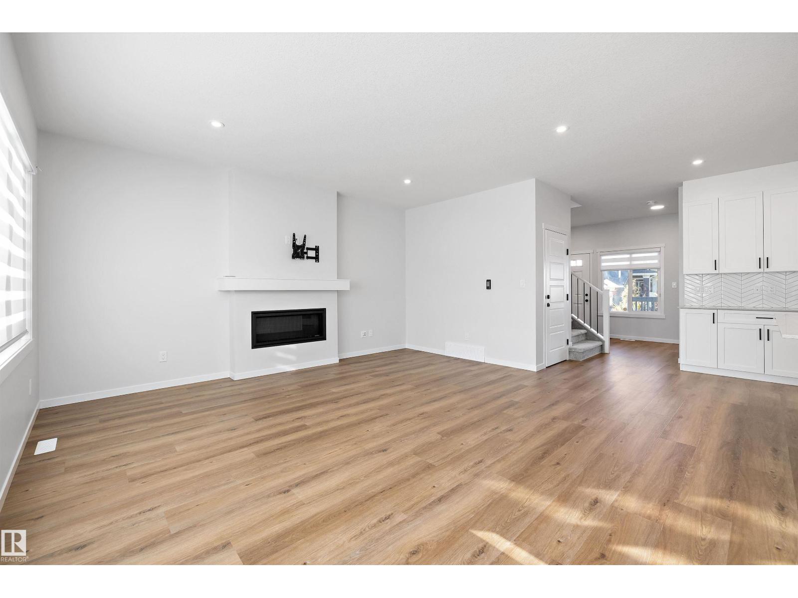 6333 Greenaway Avenue NW, photo 10