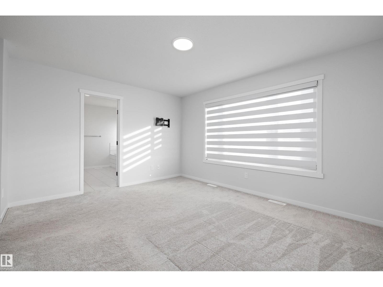6333 Greenaway Avenue NW, photo 32