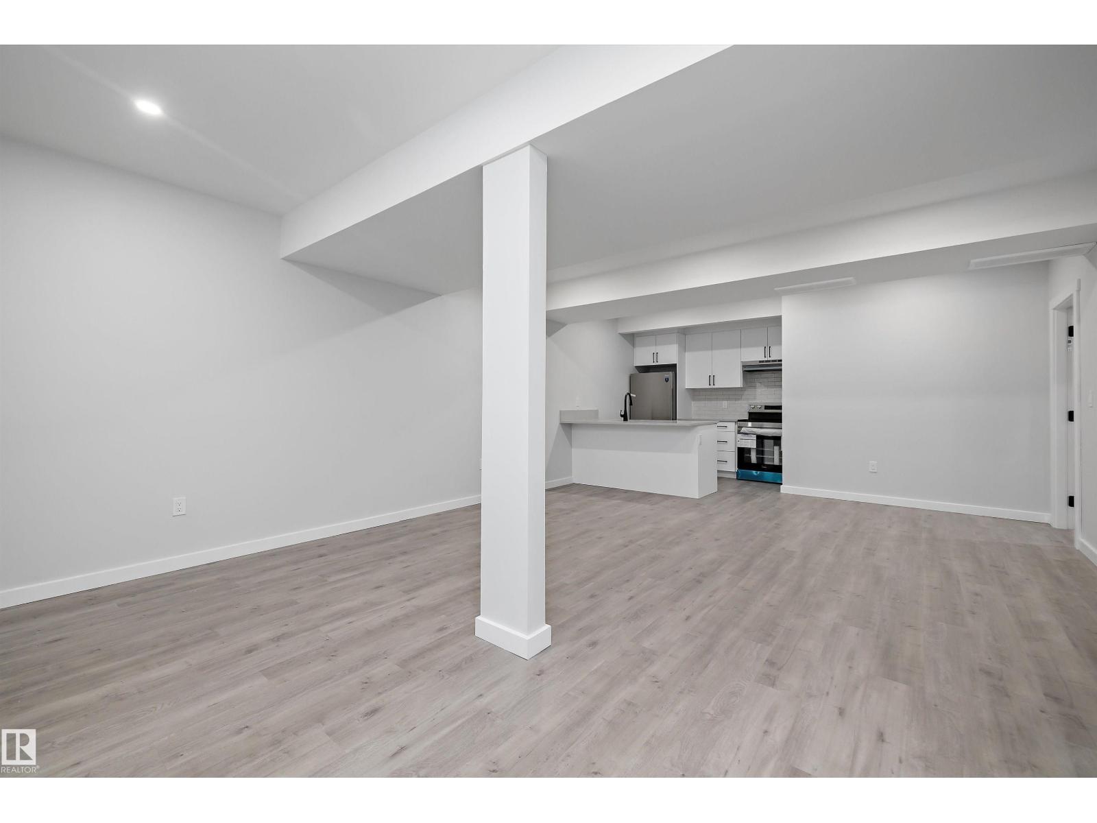 6333 Greenaway Avenue NW, photo 40