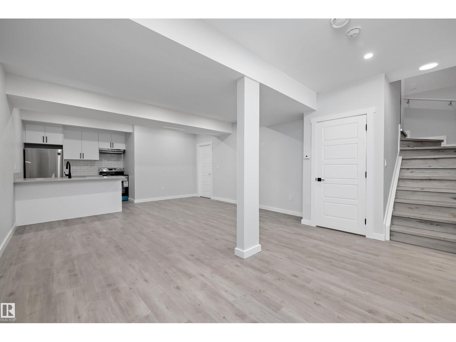6333 Greenaway Avenue NW, photo 41