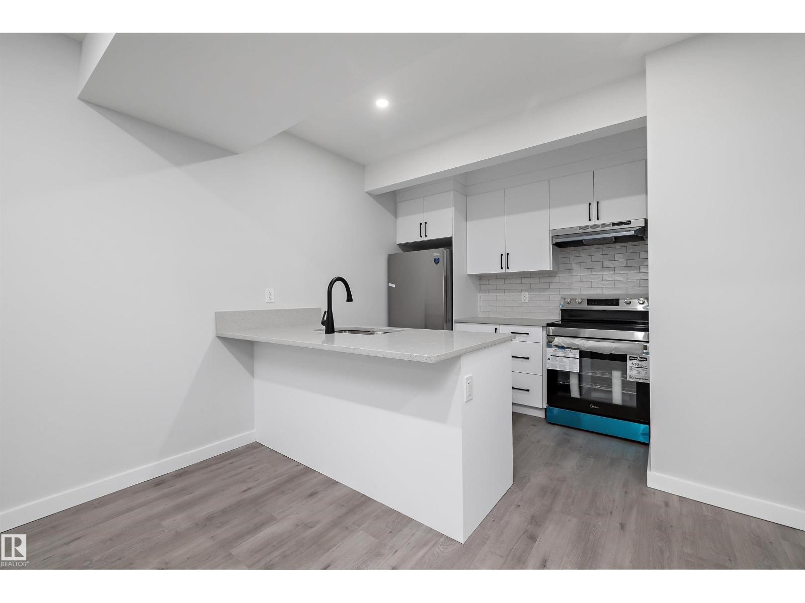 6333 Greenaway Avenue NW, photo 44