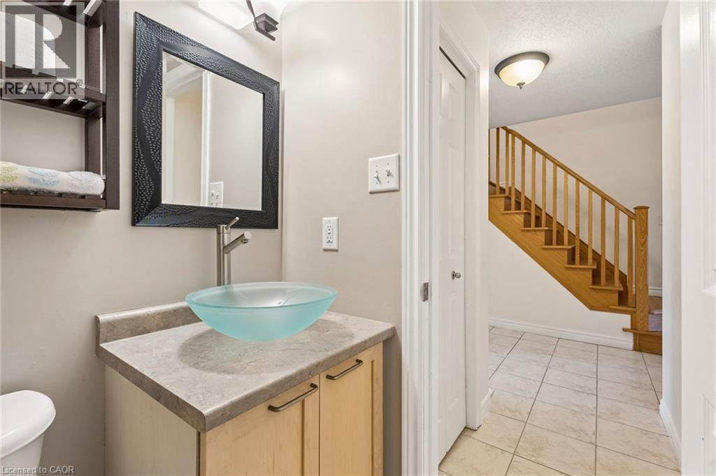 27 Pettit Street — photo 18