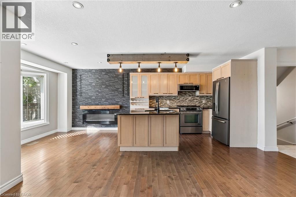 27 Pettit Street — photo 7