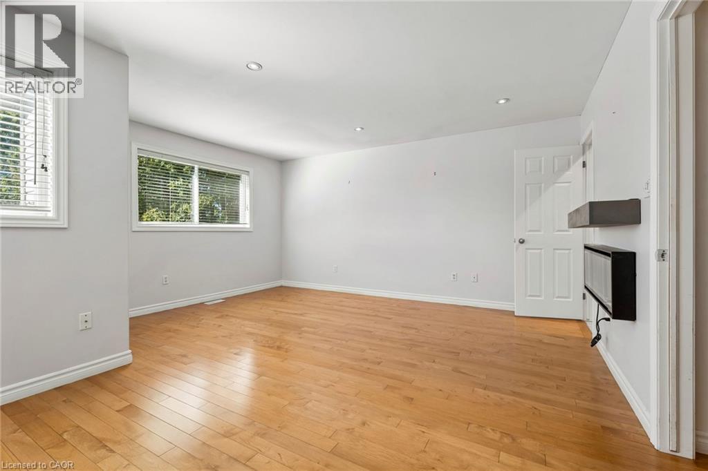27 Pettit Street — photo 21