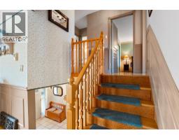 Primary Bedroom - 190 Vicars Road, Kamloops, BC V2C4N3 Photo 10