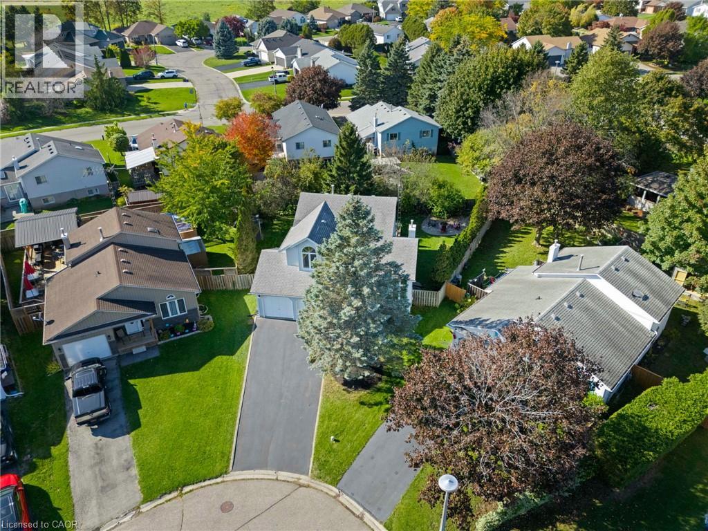 29 Leslie Avenue — photo 26