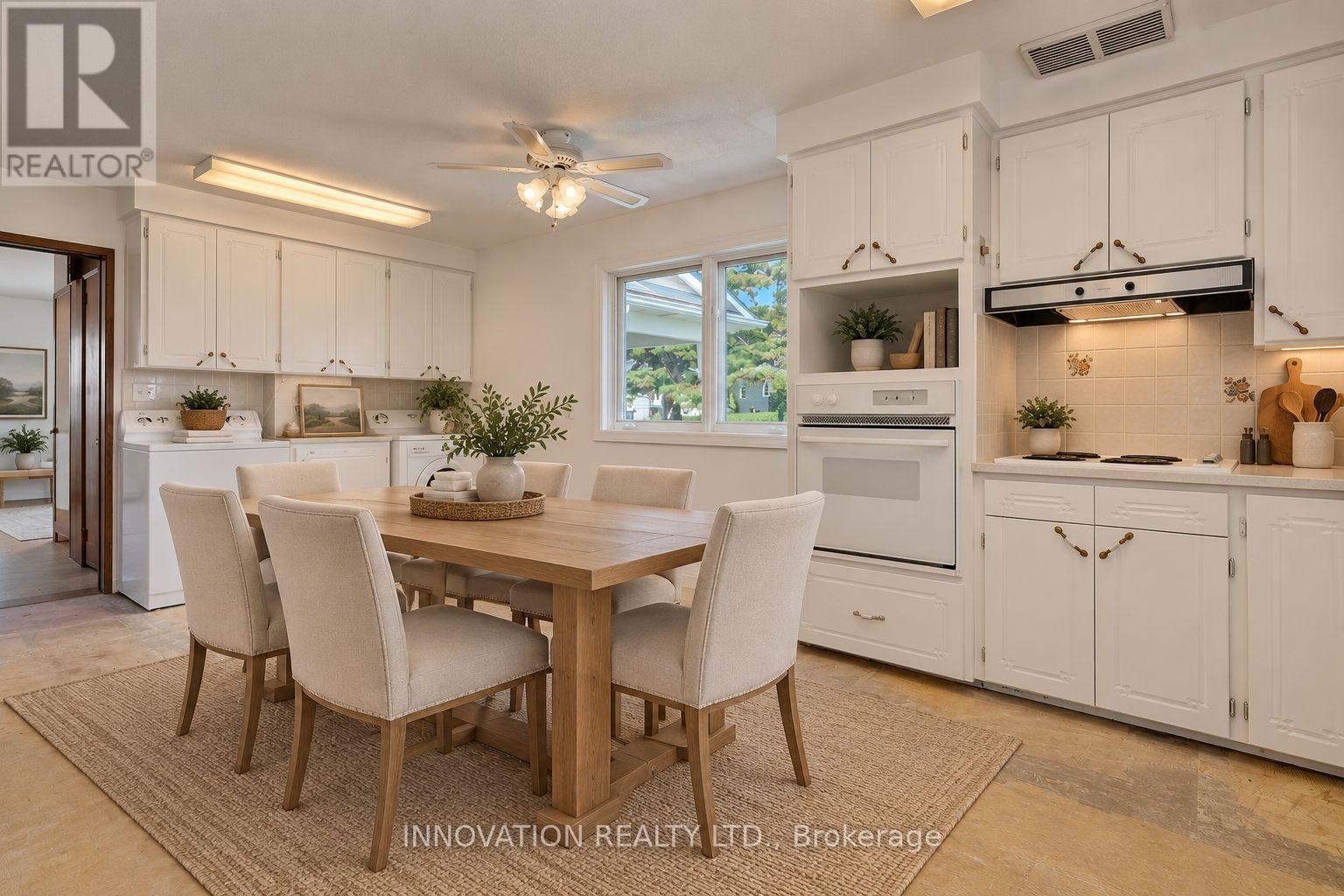 456 Gladstone Street — photo 14