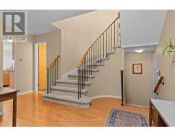 3 Moresby Drive, Ottawa, ON K2M2A2 Photo 19