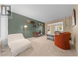 3 Moresby Drive, Ottawa, ON K2M2A2 Photo 6