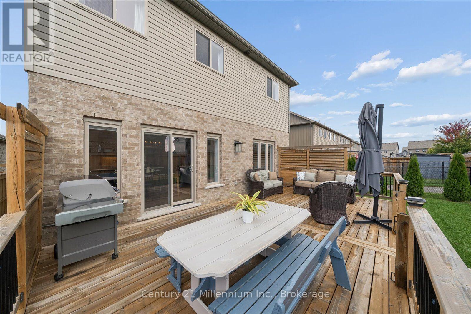 57 FOLEY CRESCENT - 44
