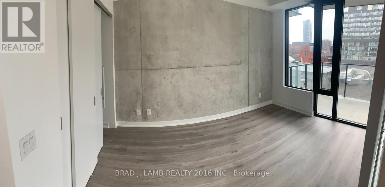 55 Ontario Street — photo 4