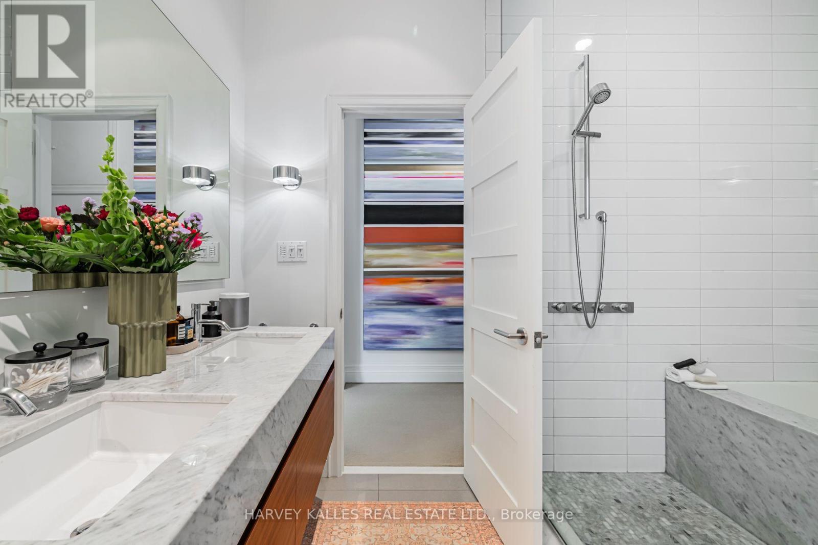 427 Ontario Street — photo 32