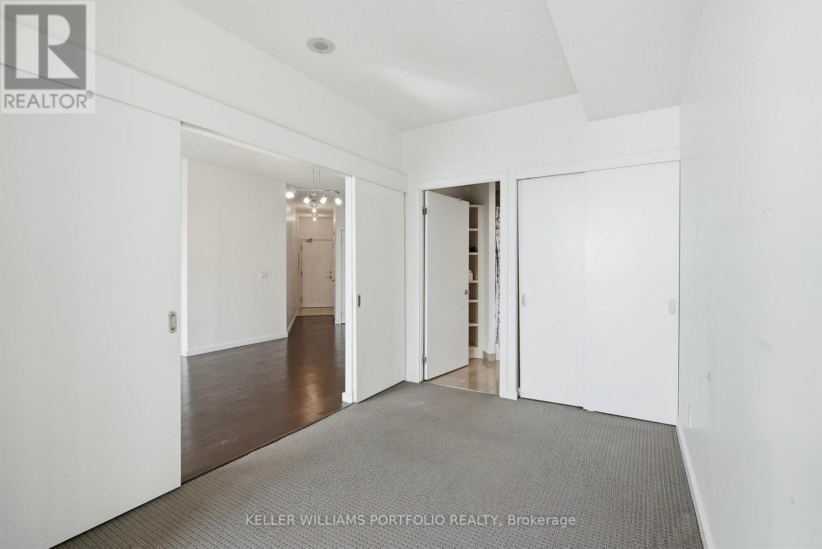 208 Queens Quay West — photo 26