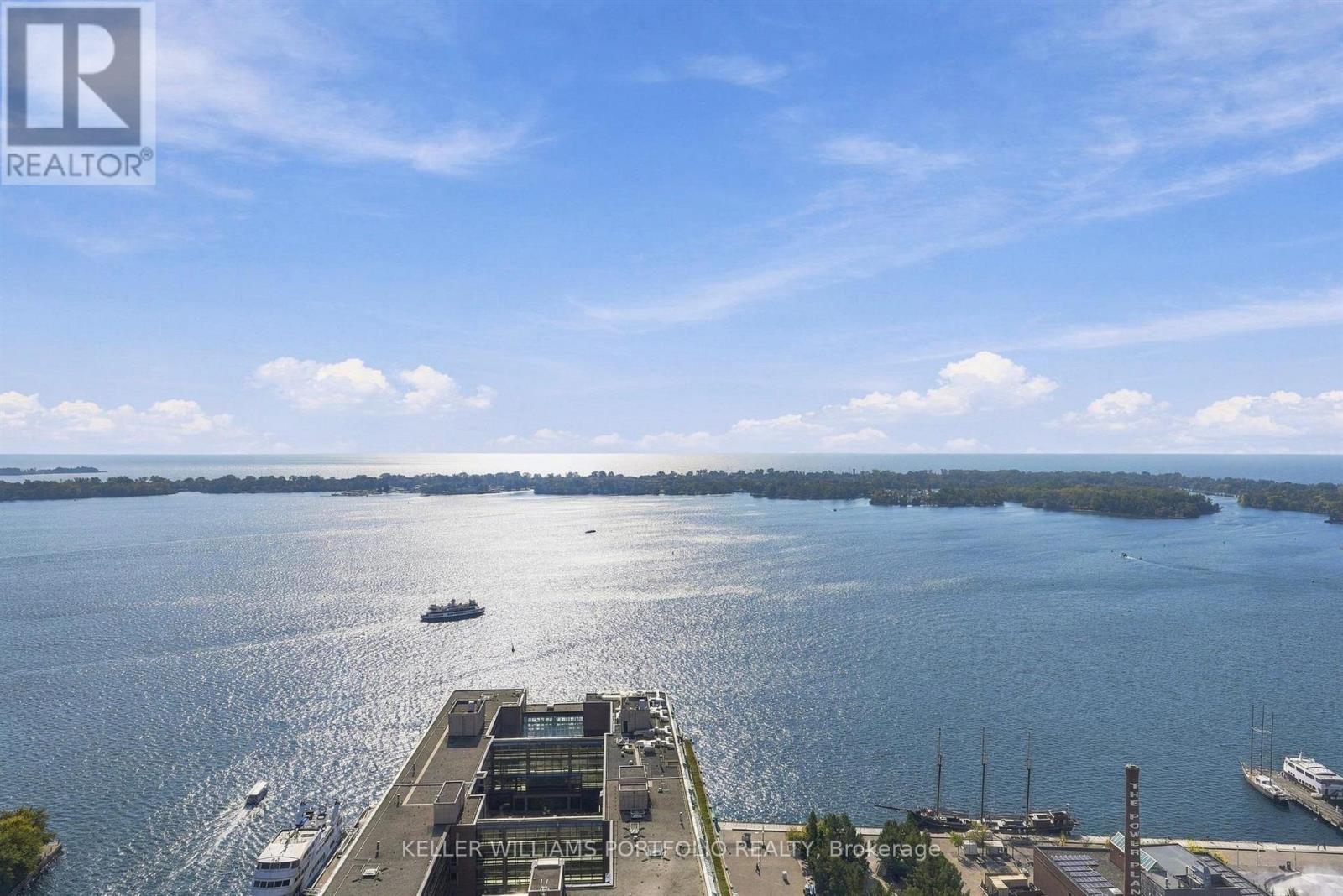 208 Queens Quay West — photo 41