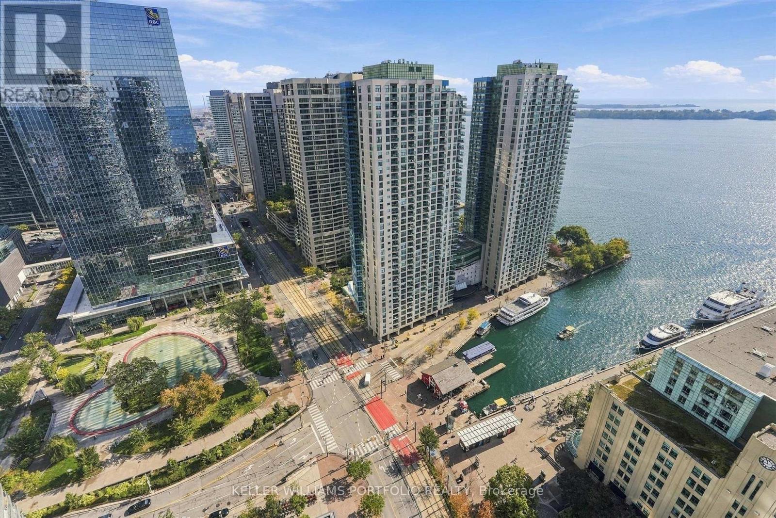 208 Queens Quay West — photo 43