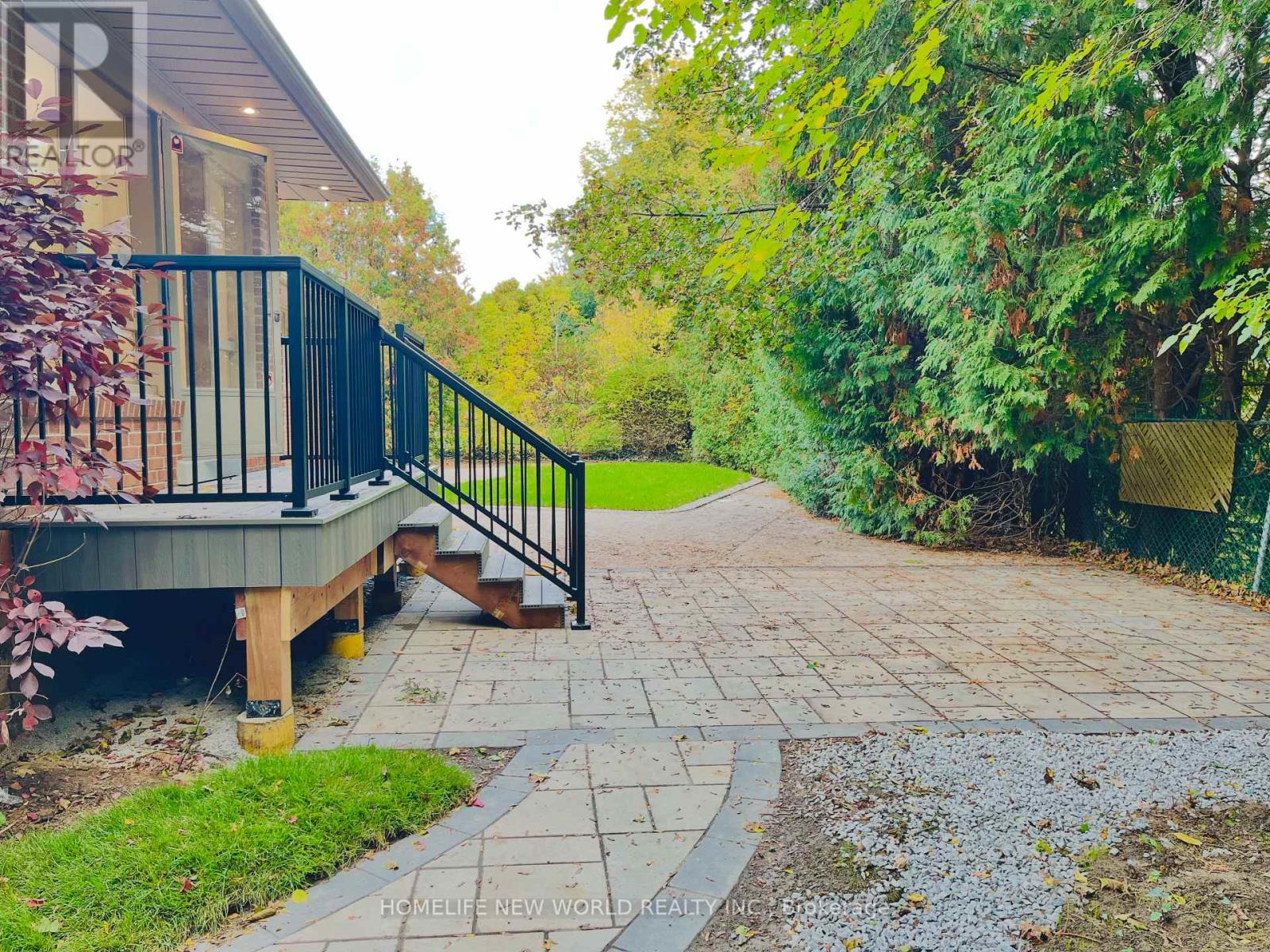 14 Rollscourt Drive — photo 43