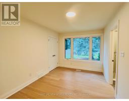 14 Rollscourt Drive, Toronto, ON M2L1X5 Photo 16