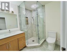 14 Rollscourt Drive, Toronto, ON M2L1X5 Photo 31
