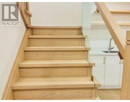 14 Rollscourt Drive, Toronto, ON M2L1X5 Photo 33