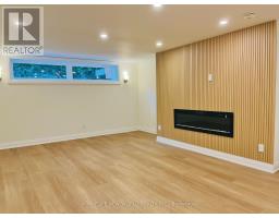 14 Rollscourt Drive, Toronto, ON M2L1X5 Photo 35