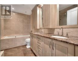 805 - 68 Yorkville Avenue, Toronto, ON M5R3V7 Photo 12