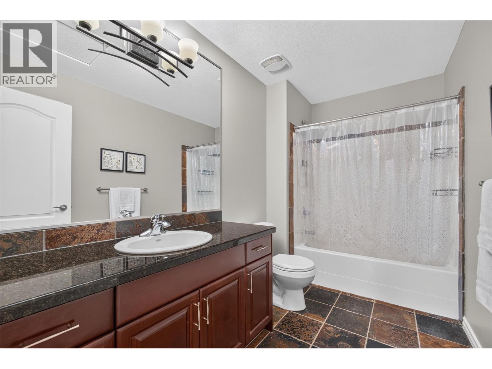  2512 Selkirk Drive, Kelowna