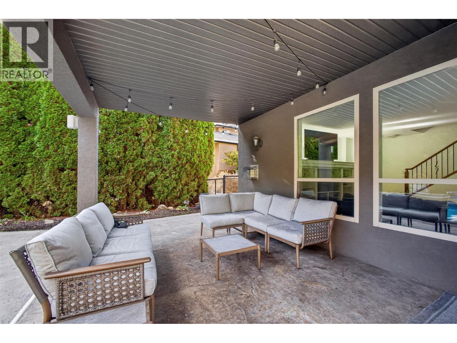  2512 Selkirk Drive, Kelowna