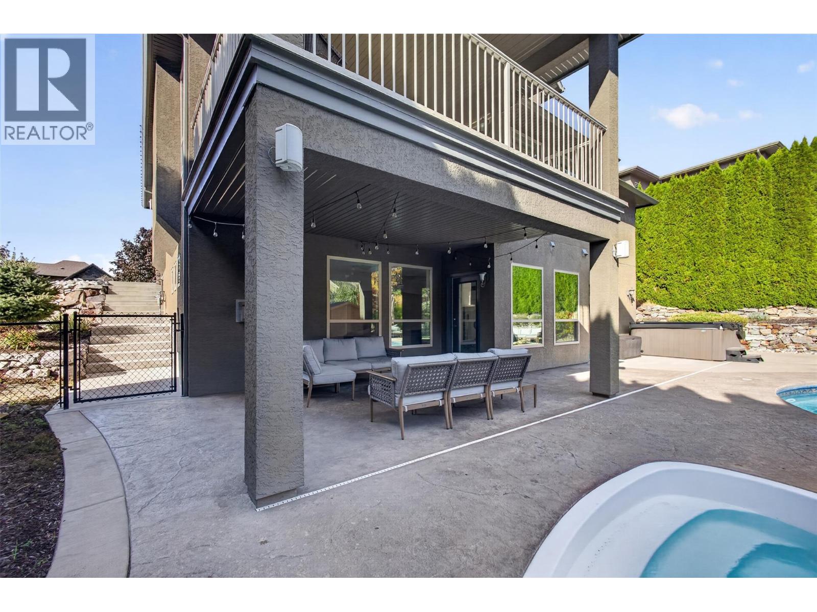  2512 Selkirk Drive, Kelowna