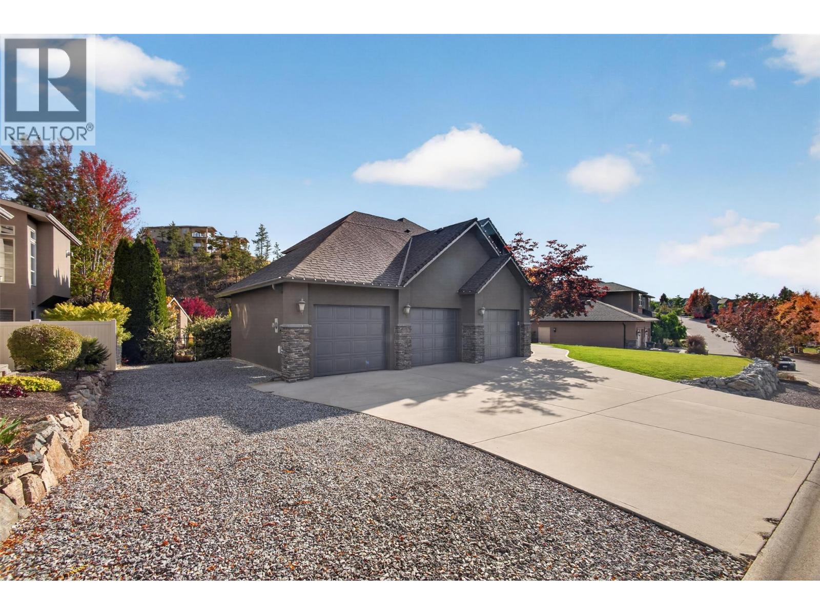 2512 Selkirk Drive, Kelowna