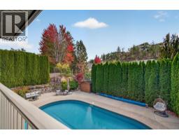 Laundry room - 2512 Selkirk Drive, Kelowna, BC V1V2V6 Photo 17