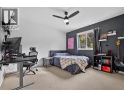 2512 Selkirk Drive, Kelowna, BC V1V2V6 Photo 41