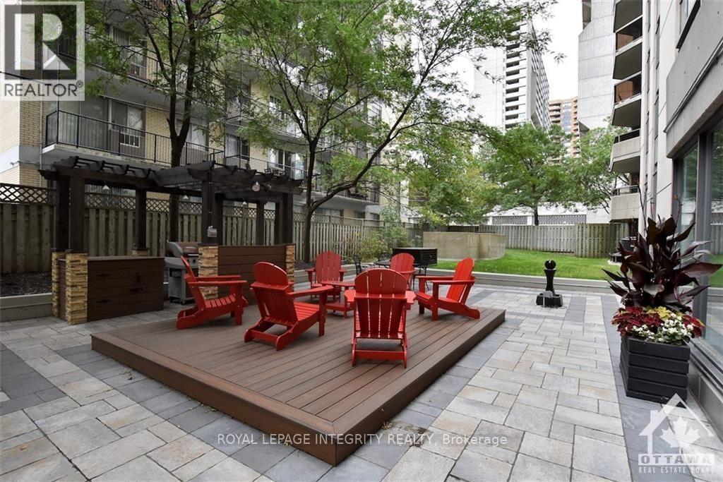 470 Laurier Avenue West — photo 15