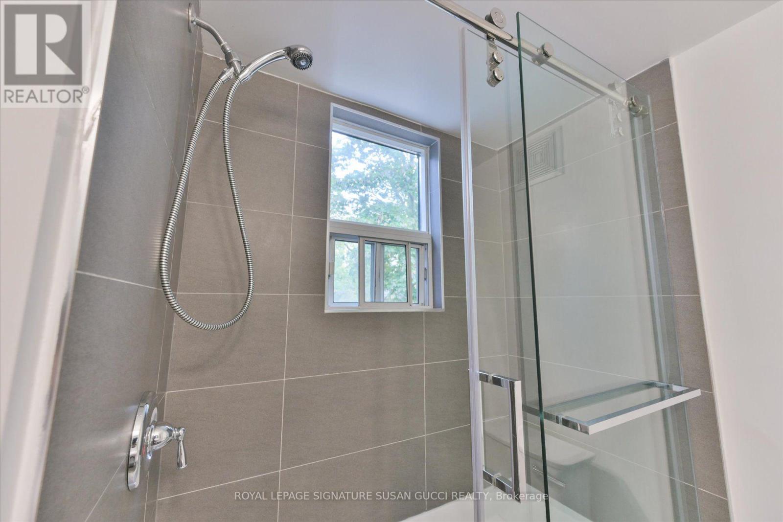 233 CEDARVALE AVENUE - 15