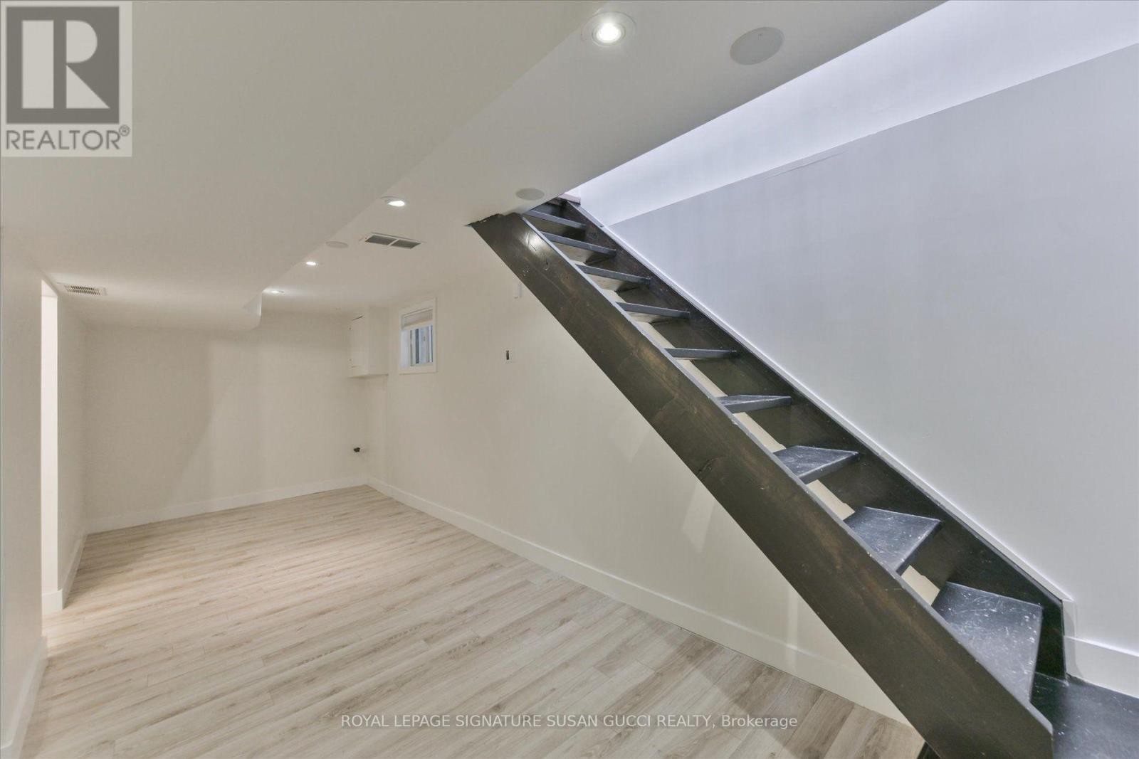 233 CEDARVALE AVENUE - 18