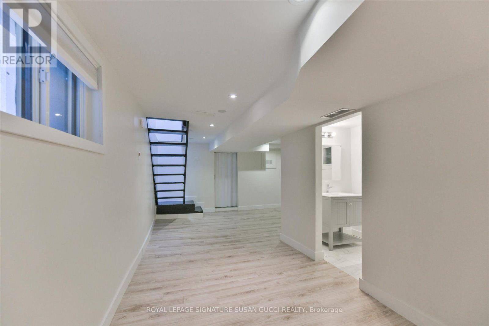 233 CEDARVALE AVENUE - 19