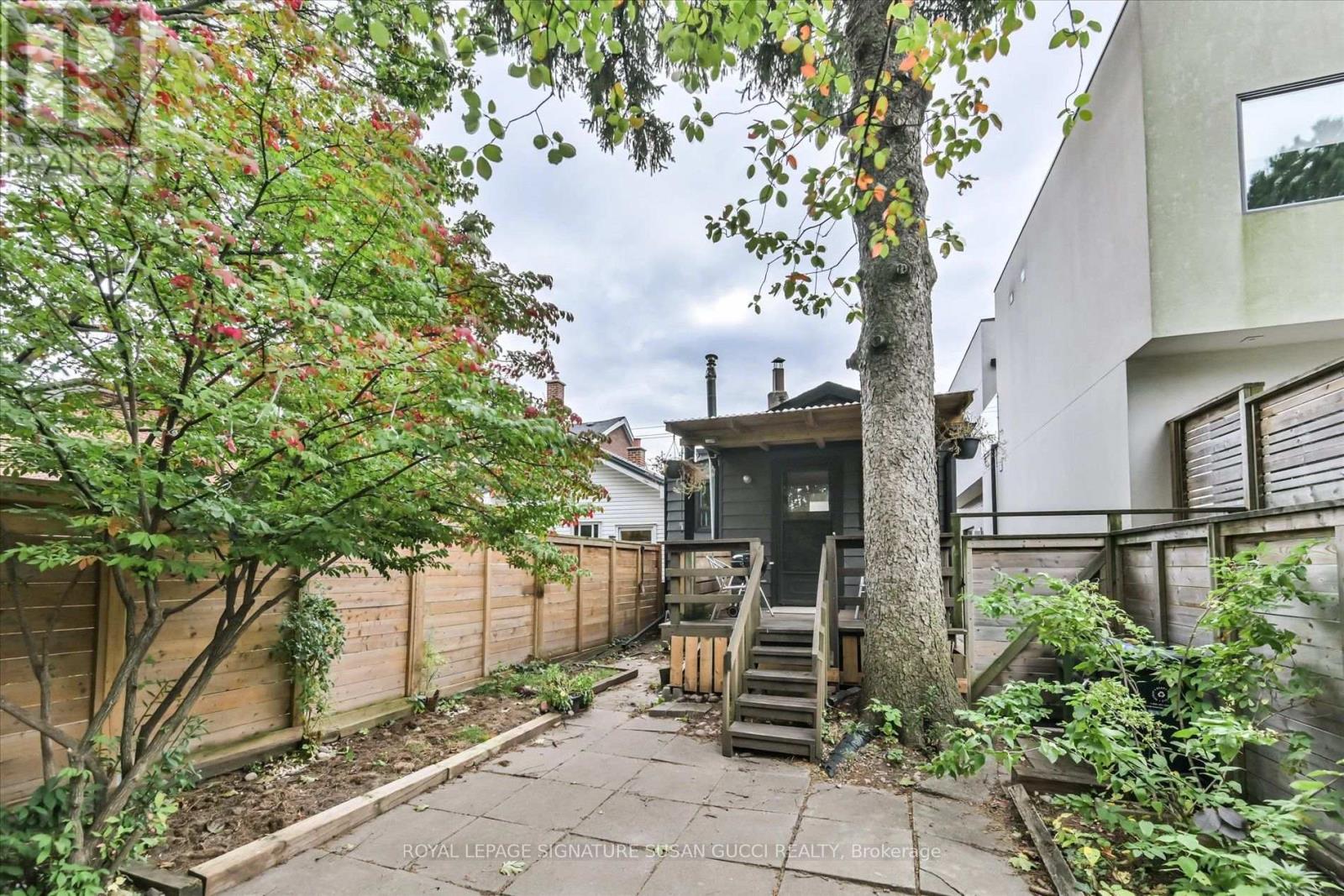 233 CEDARVALE AVENUE - 27