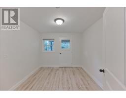 233 Cedarvale Avenue, Toronto, ON M4C4K3 Photo 12