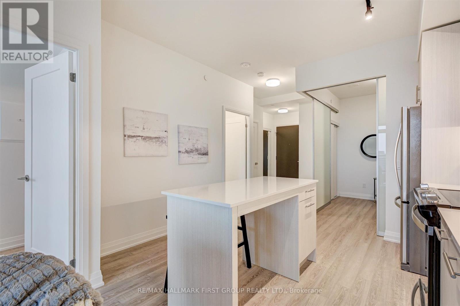 1017- 286 Main Street, Toronto, ON photo 8