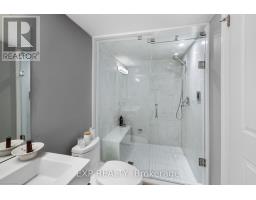 64 West Avenue, Toronto, ON M4M2L8 Photo 26