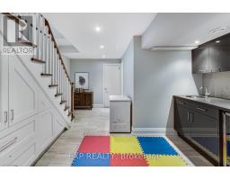 64 West Avenue, Toronto, ON M4M2L8 Photo 28