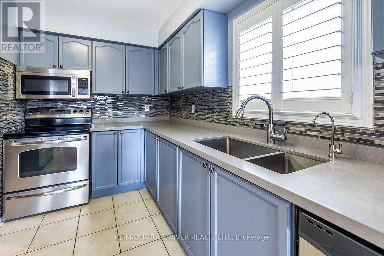 22 Steinway Drive — photo 10